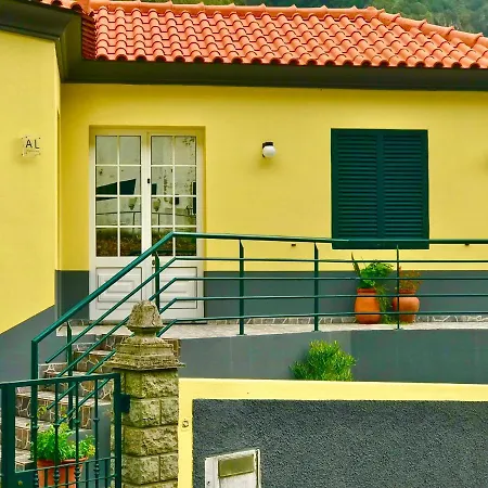 Terra Cha Cottage,feel Home, Sao Vicente (Madeira)